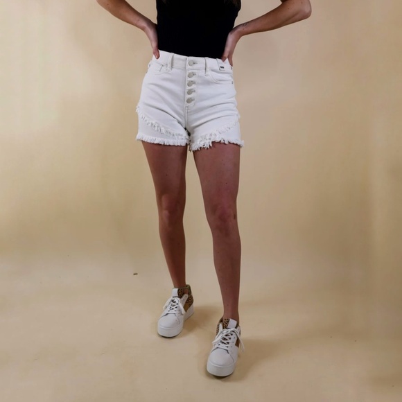 Judy Blue These Are The Days Tulip Hem Button Fly Shorts - Picture 1 of 10